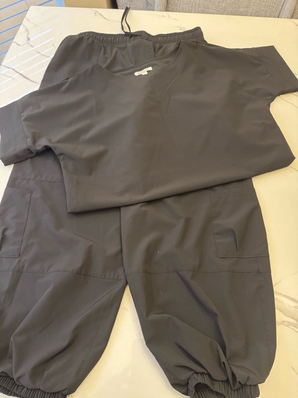 Albion Women's Dark Gray Scrub Set